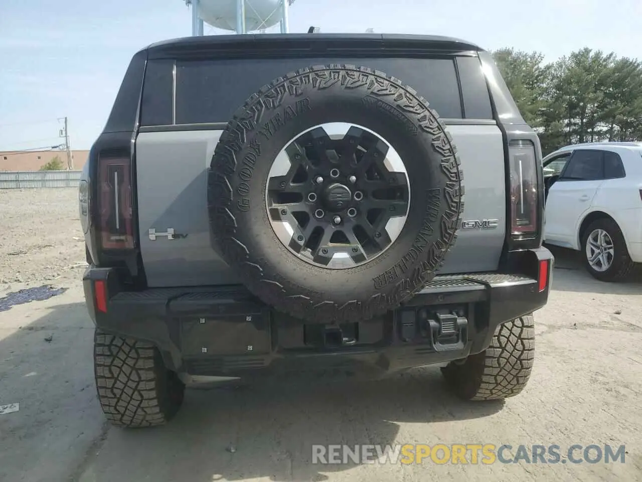 6 fotografías del automóvil dañado 1GKB0NDE8RU106525 GMC HUMMER SUV 2024