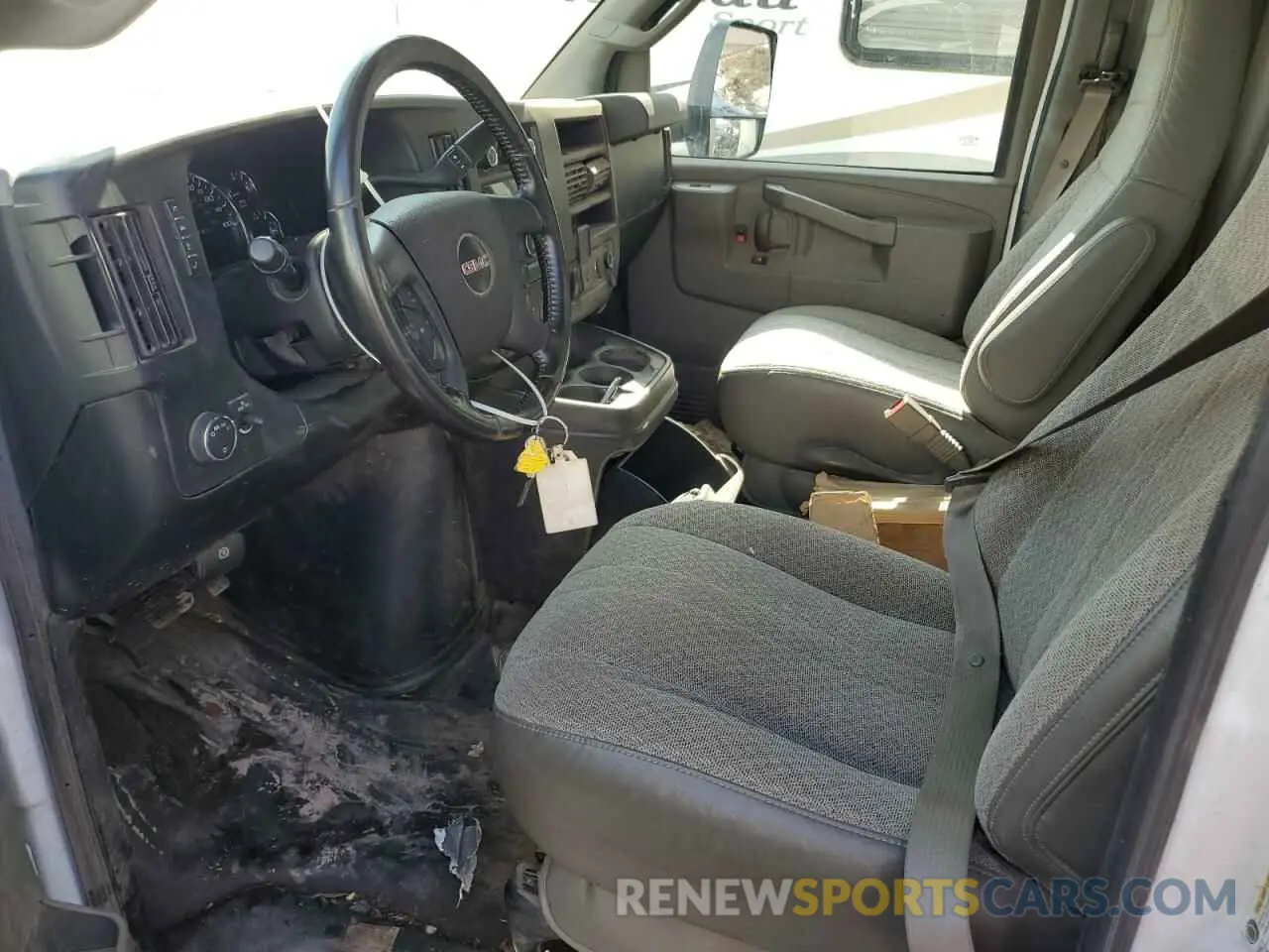 7 fotografías del automóvil dañado 1GD37SFGXL1275765 GMC SAVANA 2020