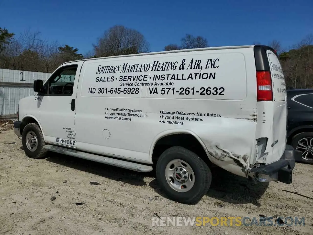 2 fotografías del automóvil dañado 1GTW7AFG0L1247517 GMC SAVANA 2020