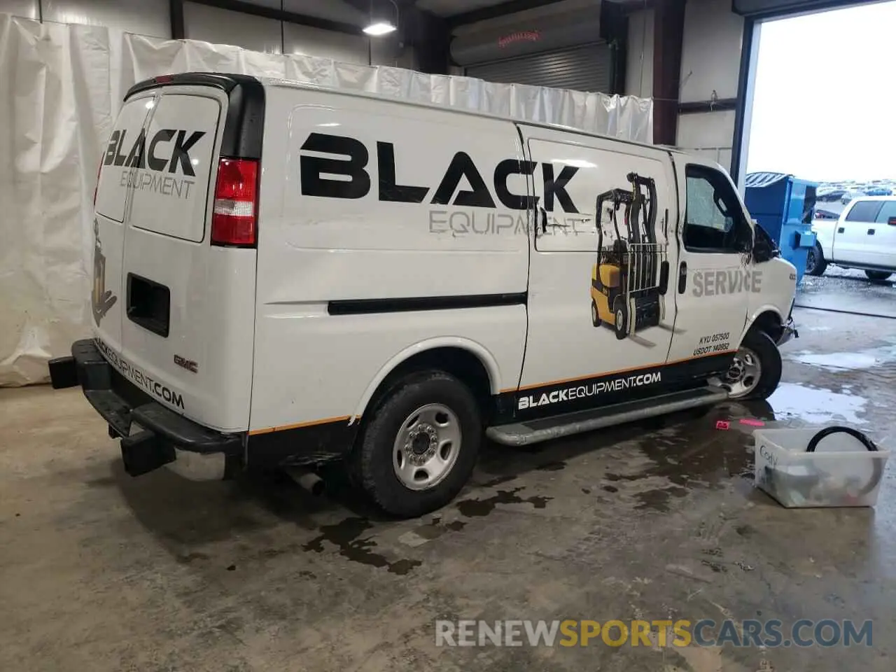 3 fotografías del automóvil dañado 1GTW7AFG1L1220424 GMC SAVANA 2020