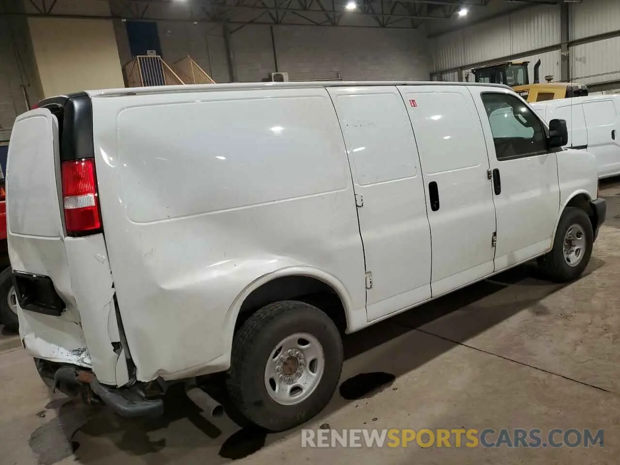 3 fotografías del automóvil dañado 1GTW7AFPXL1273588 GMC SAVANA 2020