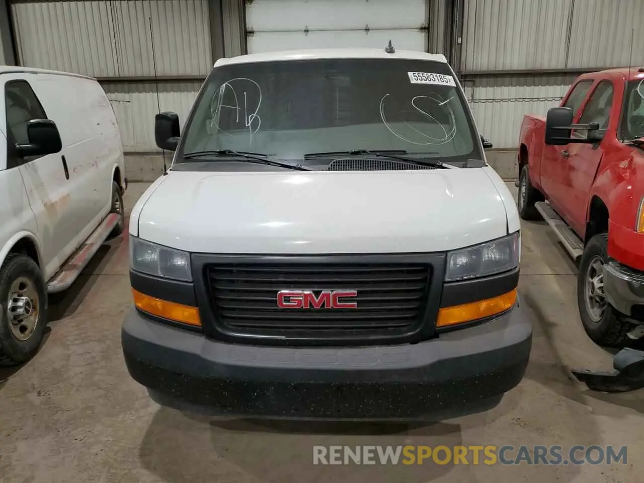 5 fotografías del automóvil dañado 1GTW7AFPXL1273588 GMC SAVANA 2020