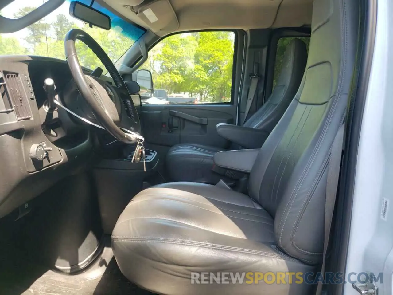 7 fotografías del automóvil dañado 1GJZ7NFP0P1118194 GMC SAVANA 2023