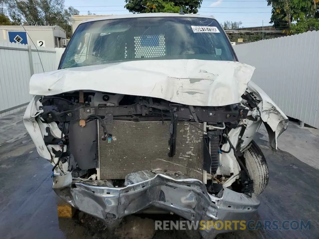 5 fotografías del automóvil dañado 1GTW7AFP1P1130650 GMC SAVANA 2023