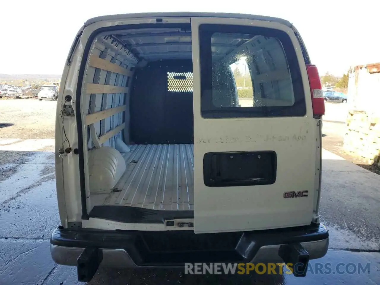 6 fotografías del automóvil dañado 1GTW7AFP6P1236723 GMC SAVANA 2023