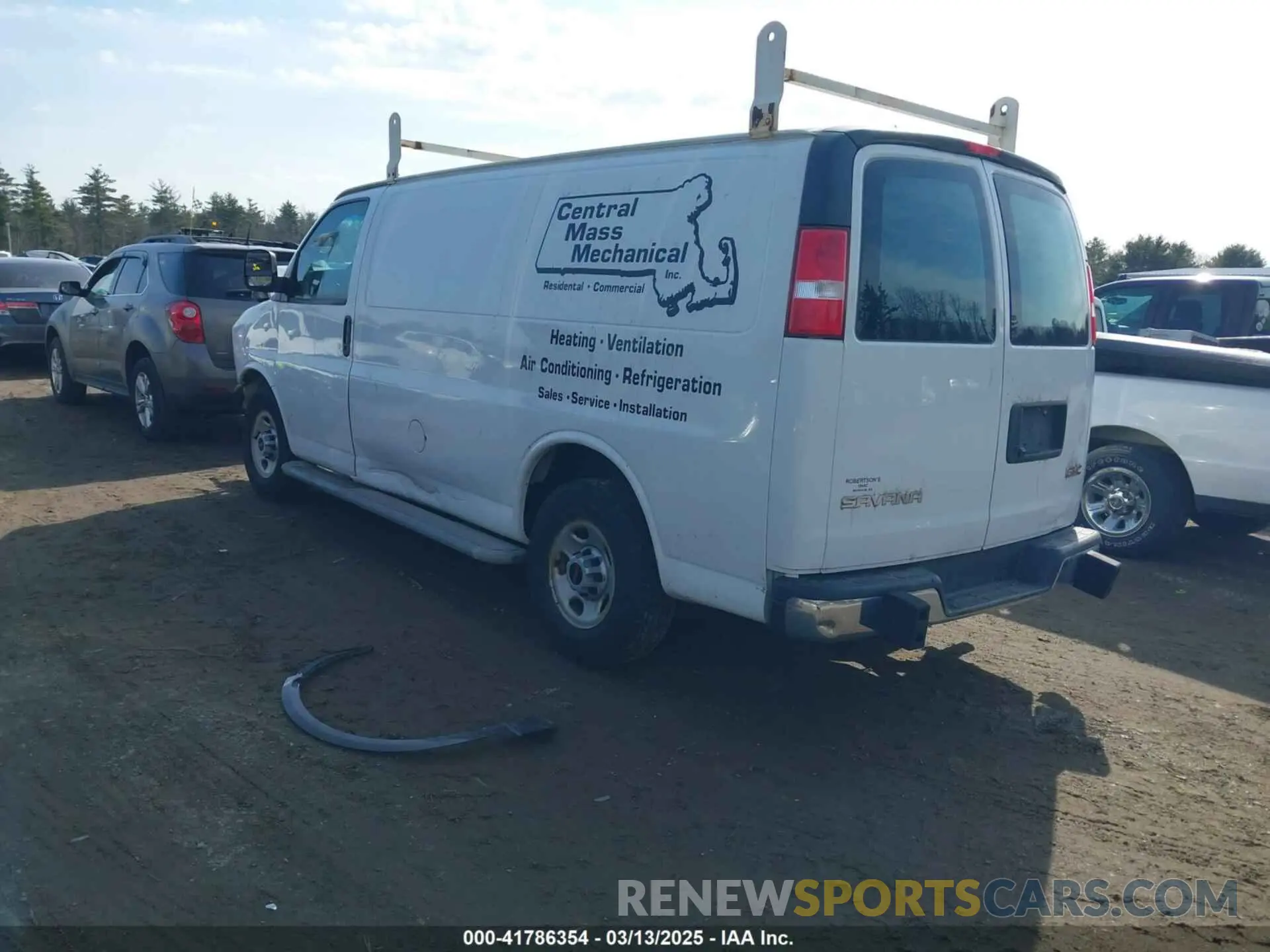 3 fotografías del automóvil dañado 1GTW7AFG5K1210624 GMC SAVANA 2500 2019