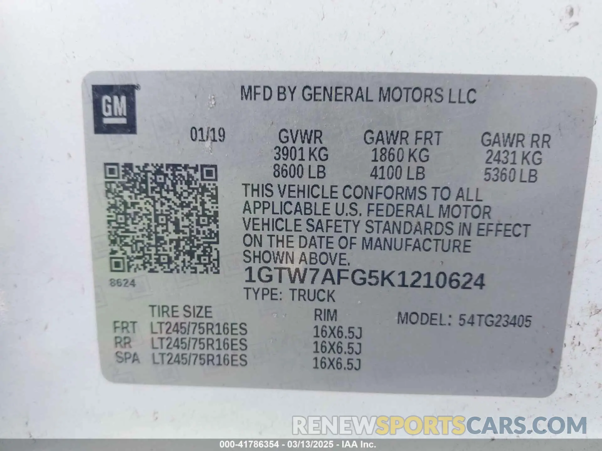 9 fotografías del automóvil dañado 1GTW7AFG5K1210624 GMC SAVANA 2500 2019
