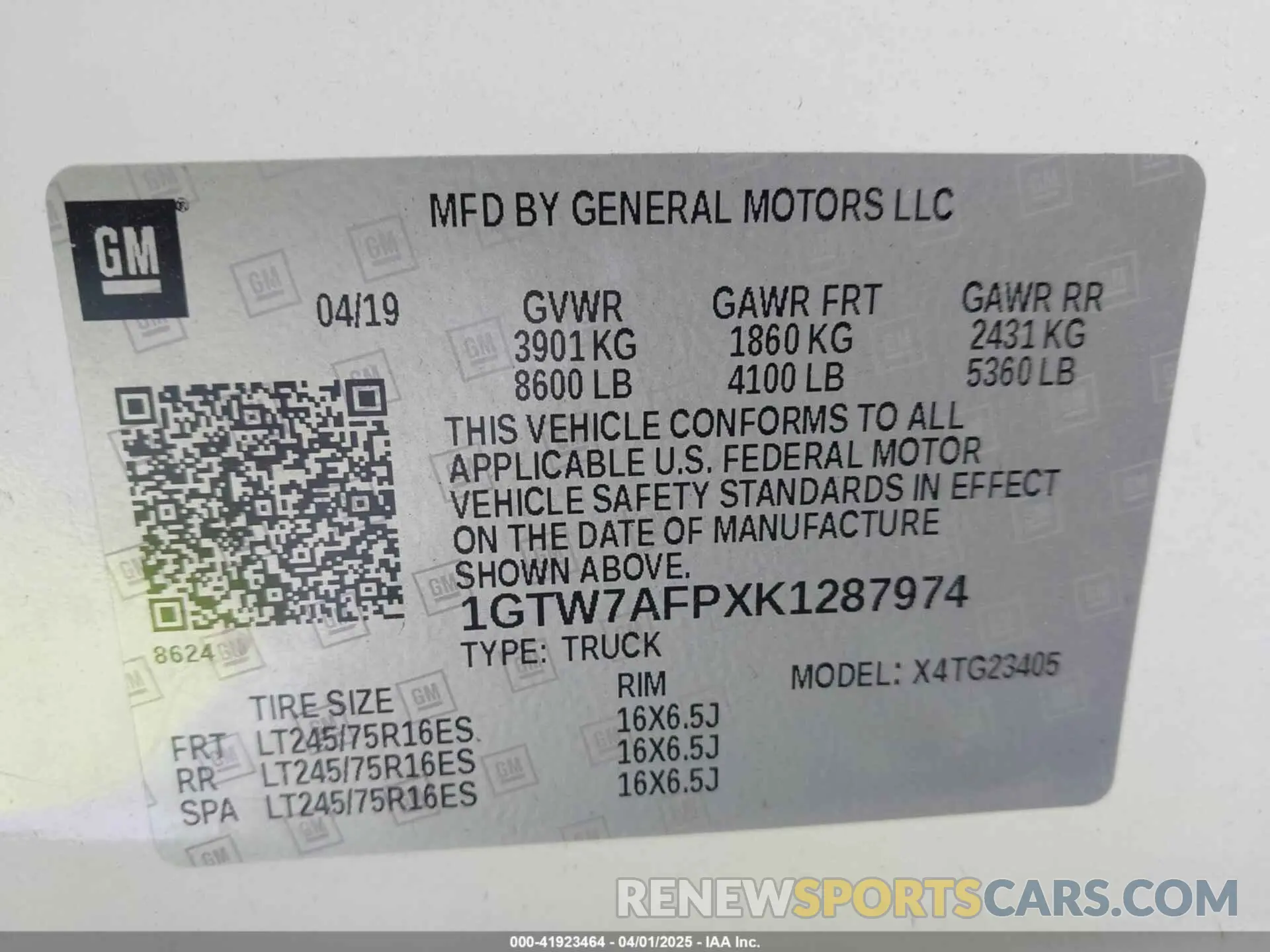 9 fotografías del automóvil dañado 1GTW7AFPXK1287974 GMC SAVANA 2500 2019