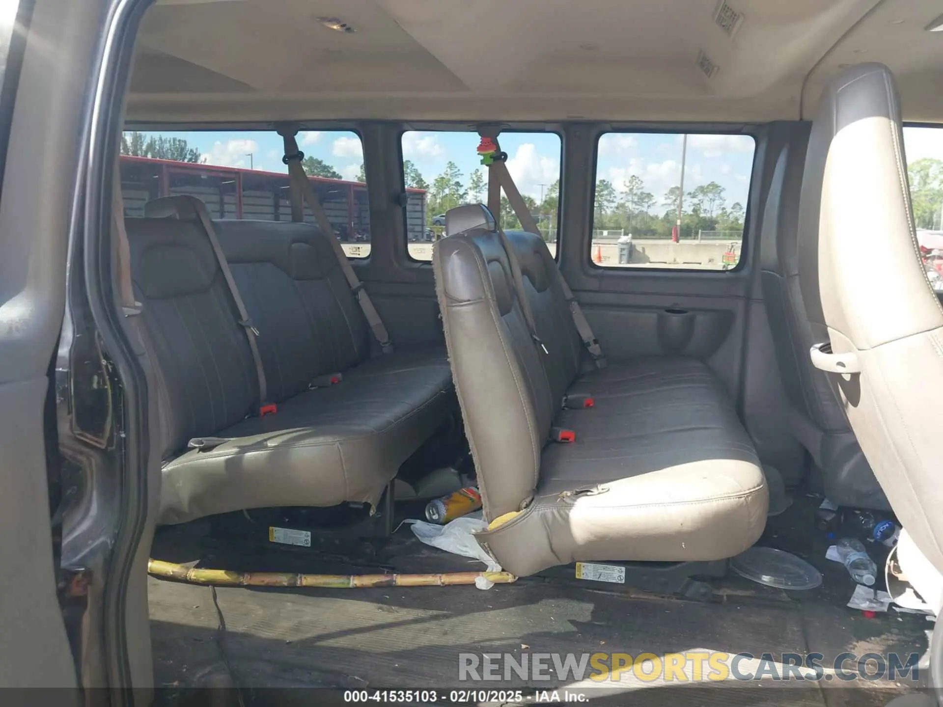 8 fotografías del automóvil dañado 1GJZ7NFG6K1301110 GMC SAVANA 3500 2019
