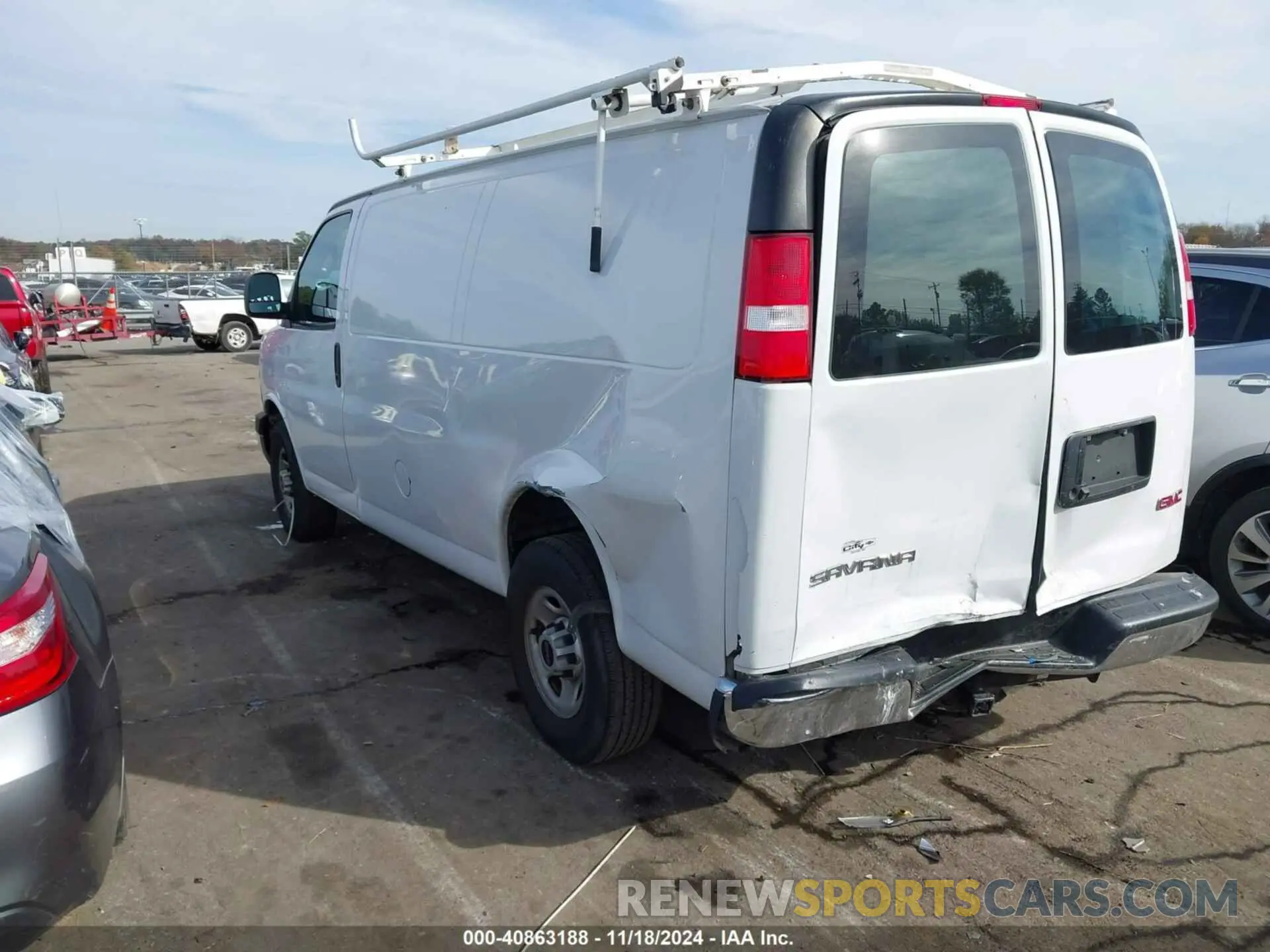 3 fotografías del automóvil dañado 1GTW7AFG7L1265254 GMC SAVANA CARGO 2020