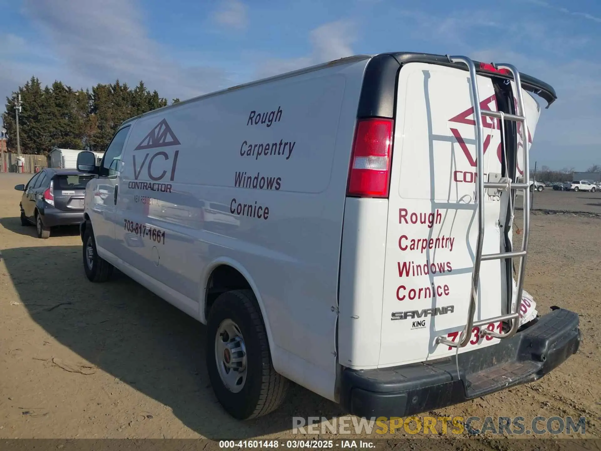 3 fotografías del automóvil dañado 1GTZ7HFG1L1257768 GMC SAVANA CARGO 2020