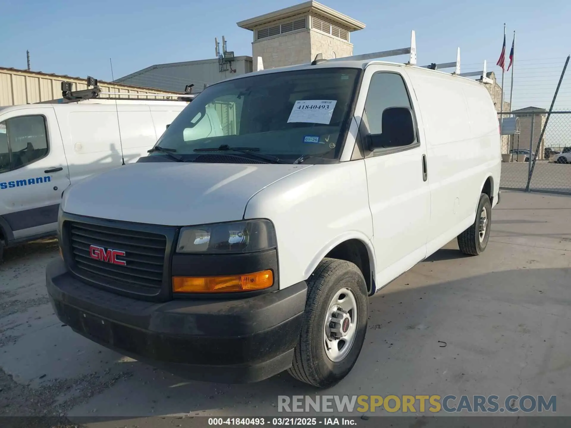 6 fotografías del automóvil dañado 1GTW7AFPXN1139117 GMC SAVANA CARGO 2022