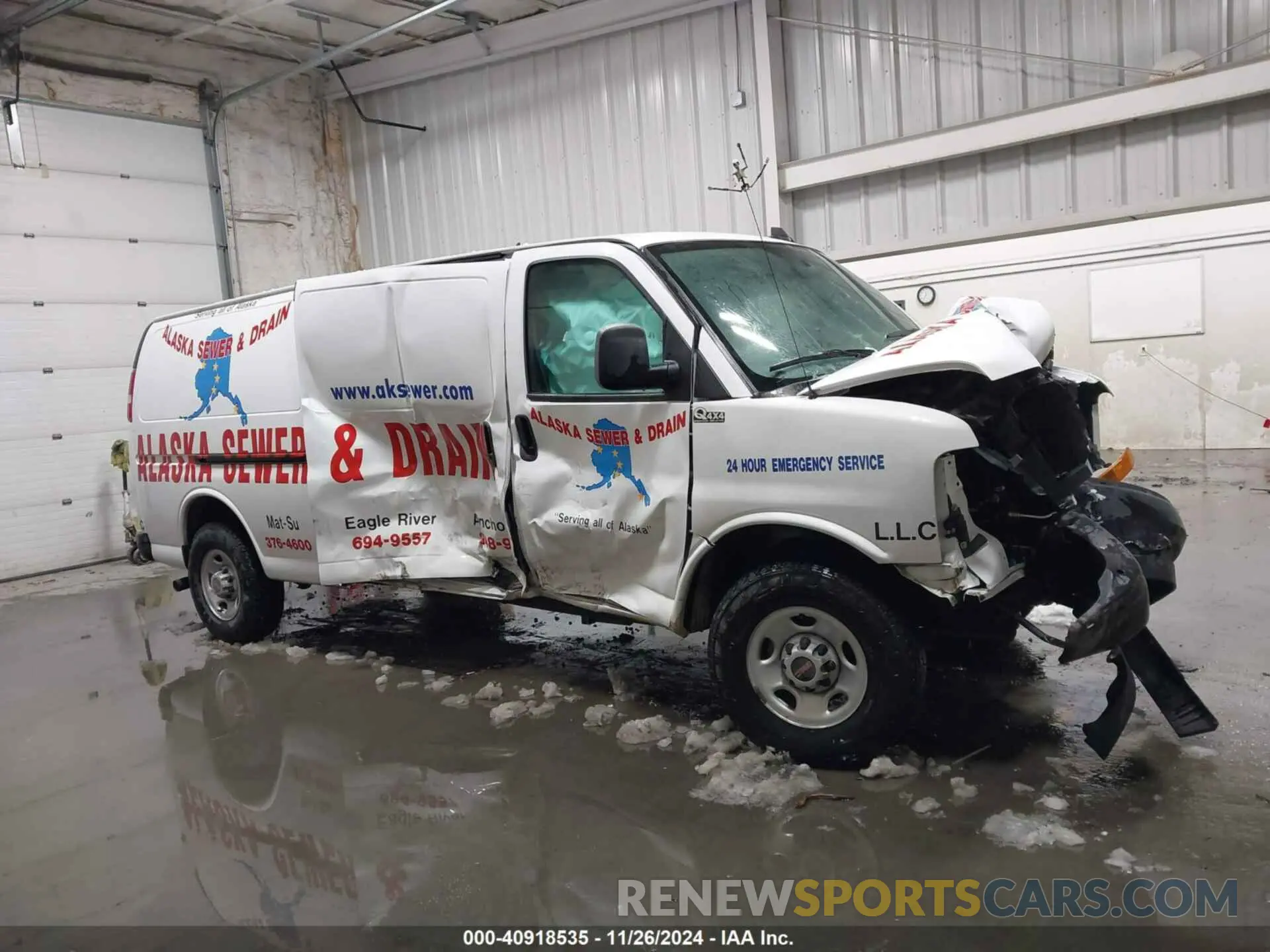 13 fotografías del automóvil dañado 1GTZ7HF74N1201049 GMC SAVANA CARGO 2022