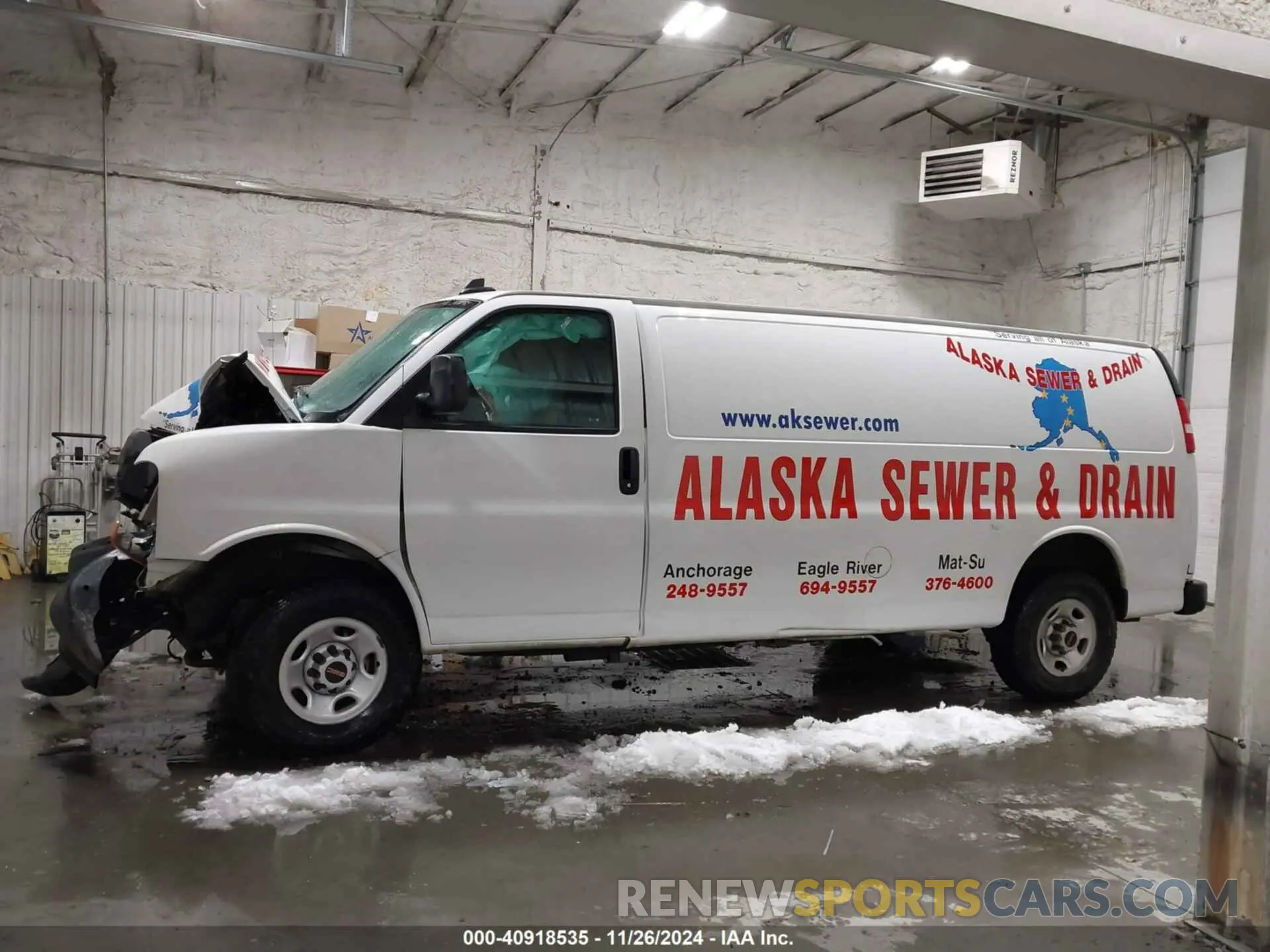 14 fotografías del automóvil dañado 1GTZ7HF74N1201049 GMC SAVANA CARGO 2022