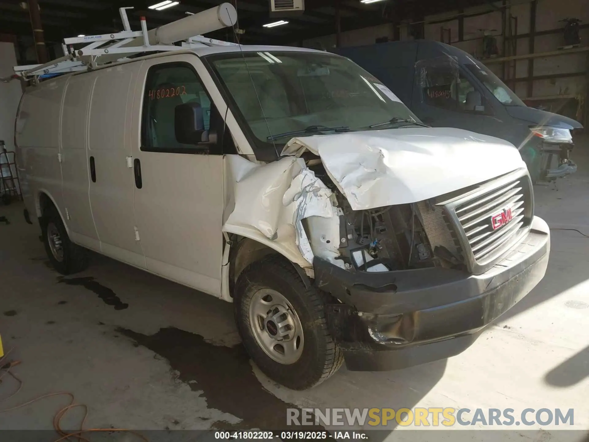 1 fotografías del automóvil dañado 1GTW7AFP2P1120306 GMC SAVANA CARGO 2023