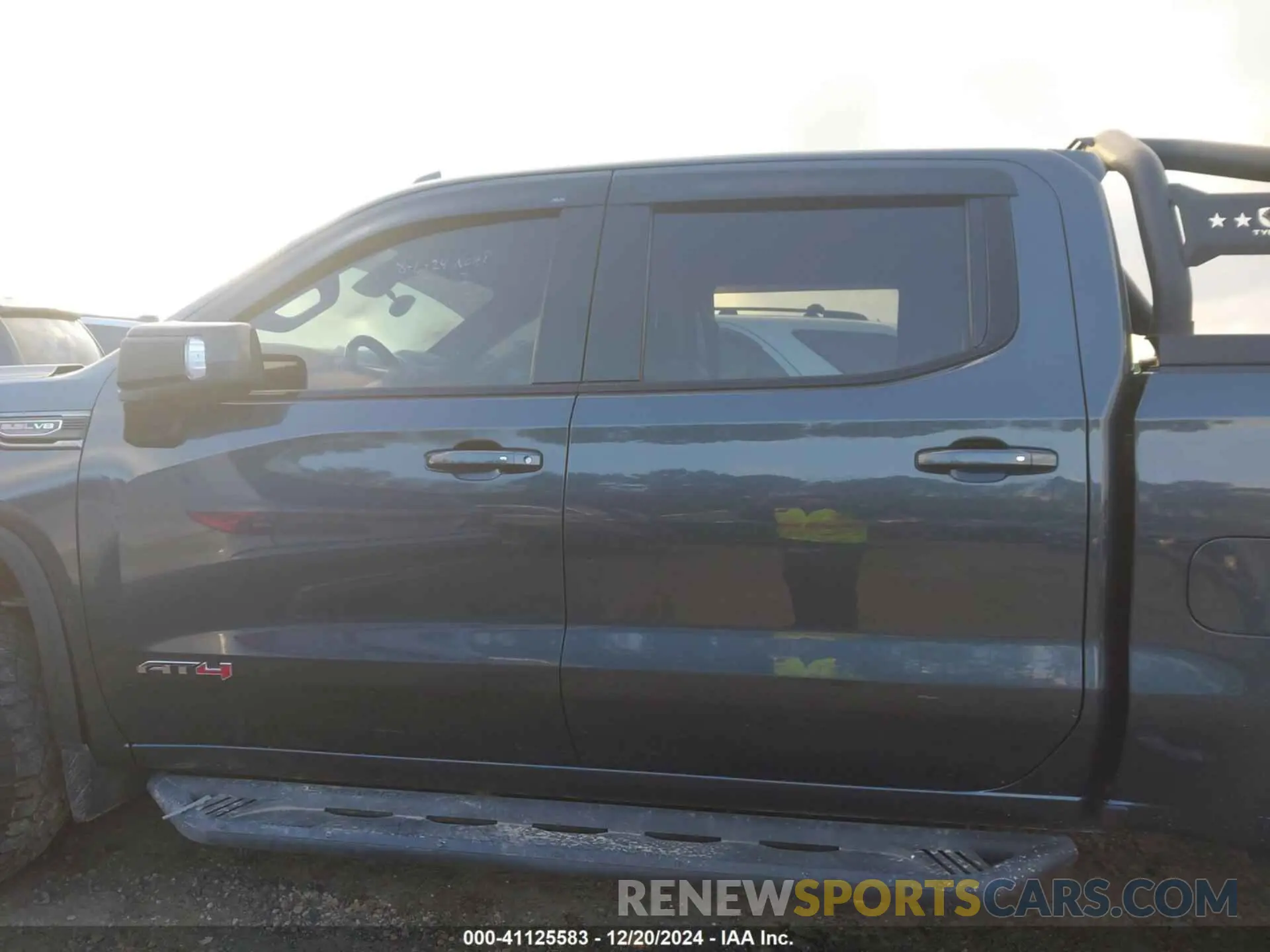 13 fotografías del automóvil dañado 1GTP9EEL0KZ213503 GMC SIERRA 1500 2019