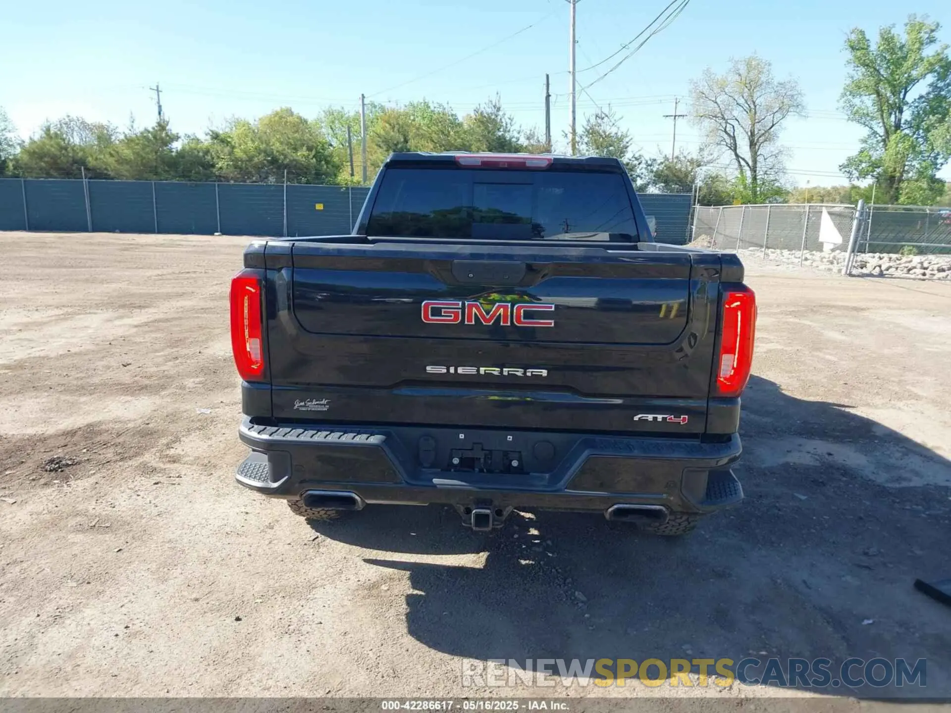 17 fotografías del automóvil dañado 1GTP9EEL1KZ232898 GMC SIERRA 1500 2019