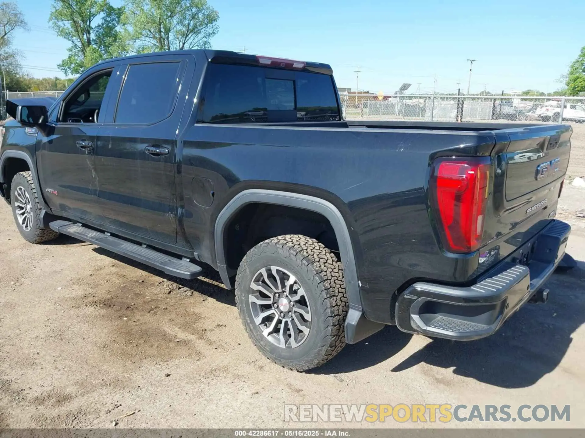 3 fotografías del automóvil dañado 1GTP9EEL1KZ232898 GMC SIERRA 1500 2019