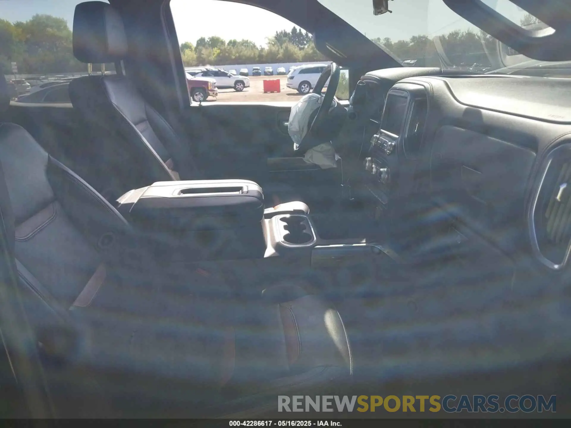 5 fotografías del automóvil dañado 1GTP9EEL1KZ232898 GMC SIERRA 1500 2019