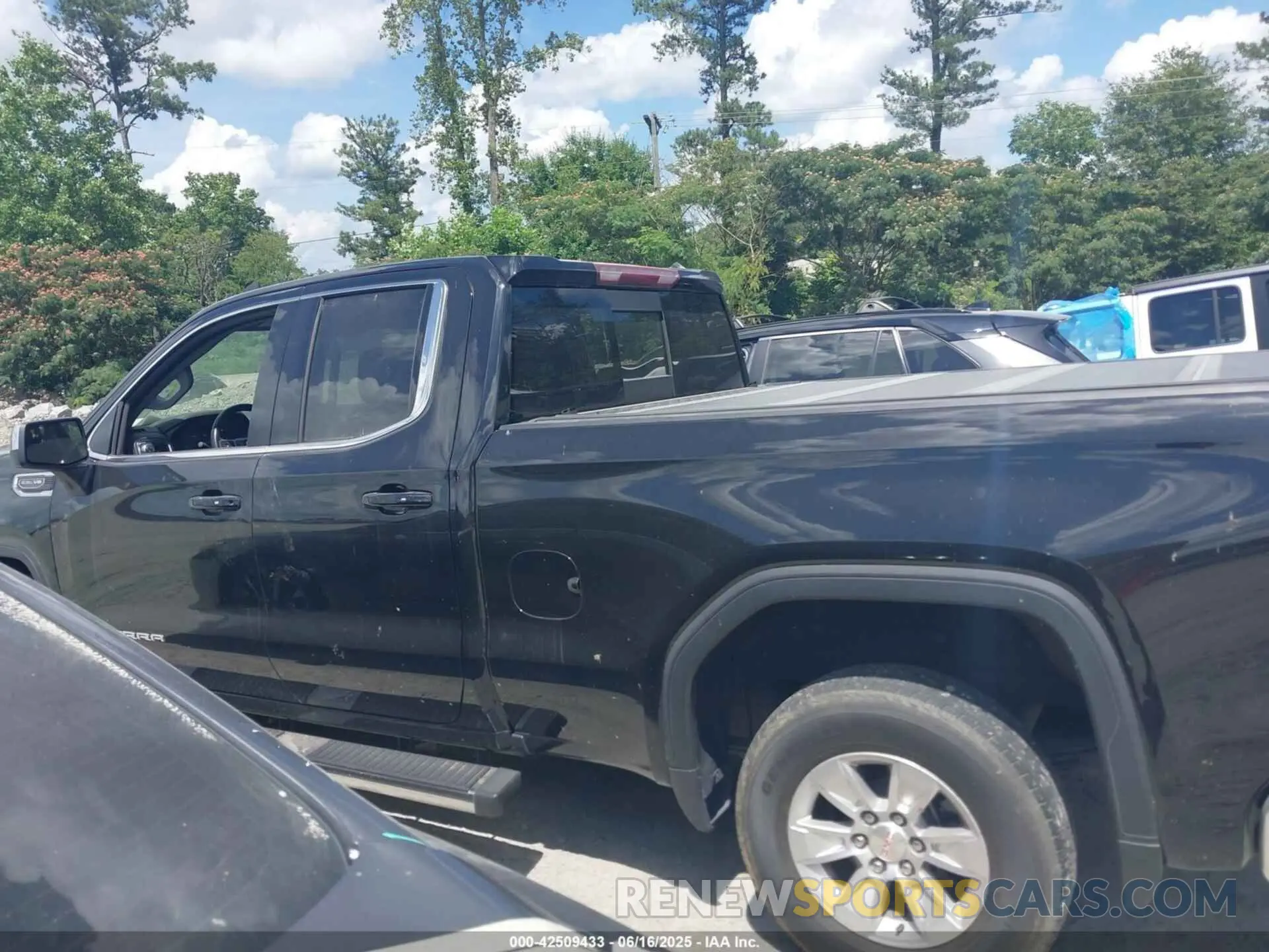 14 fotografías del automóvil dañado 1GTR8BED7KZ171835 GMC SIERRA 1500 2019