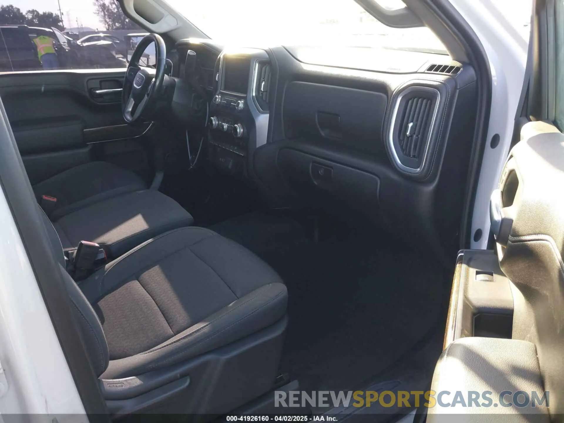 5 fotografías del automóvil dañado 1GTR8CED9KZ221253 GMC SIERRA 1500 2019