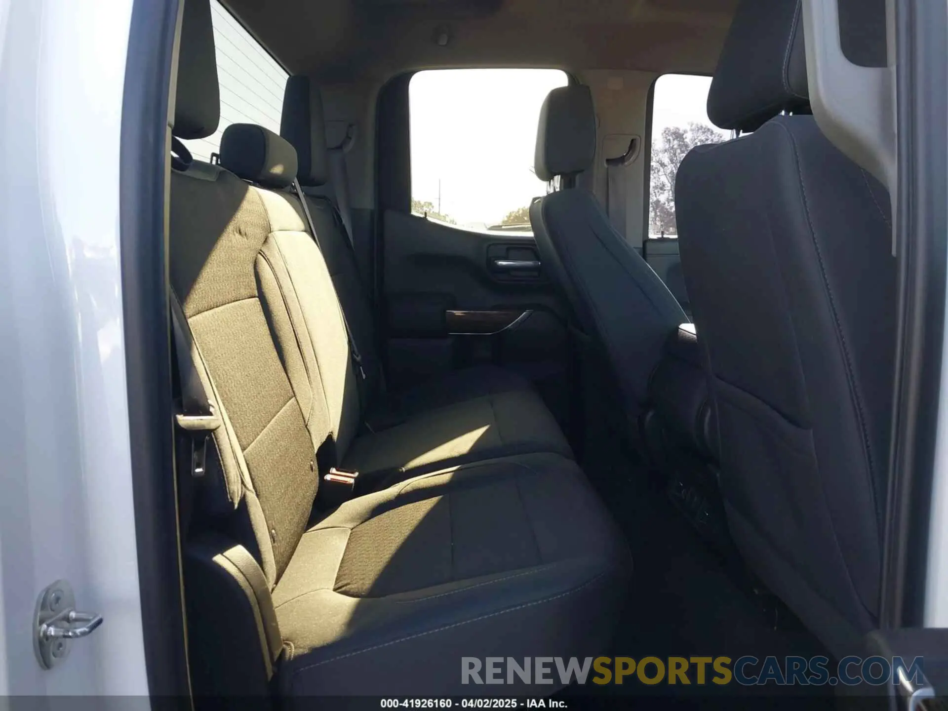 8 fotografías del automóvil dañado 1GTR8CED9KZ221253 GMC SIERRA 1500 2019