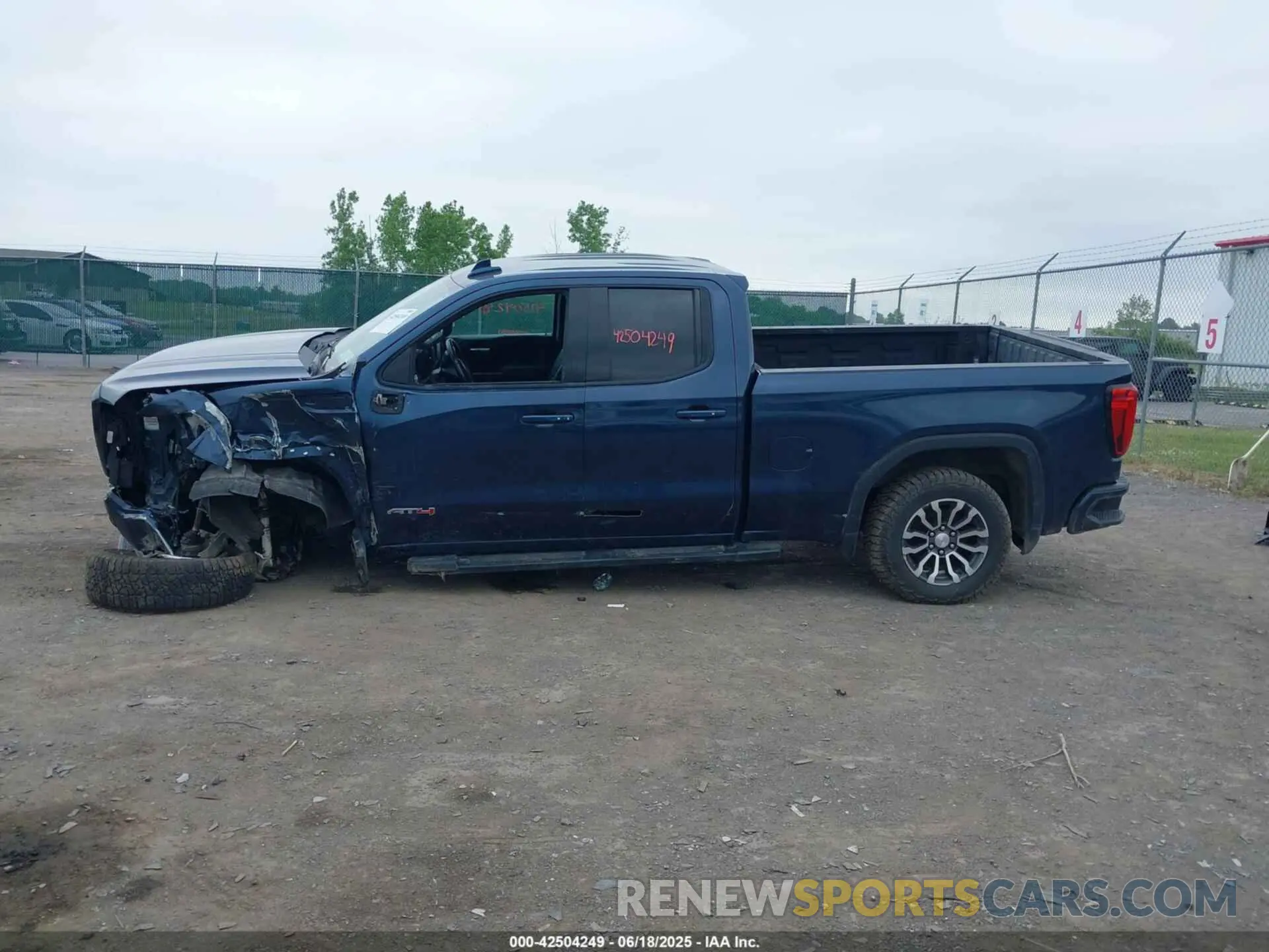 14 fotografías del automóvil dañado 1GTR9EED4KZ313508 GMC SIERRA 1500 2019