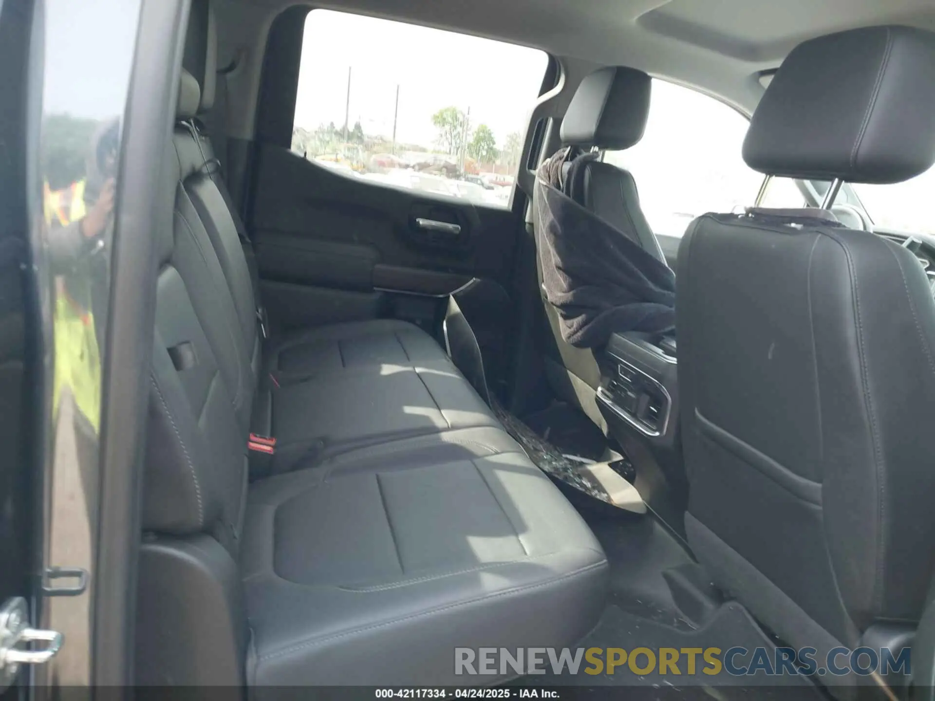 8 fotografías del automóvil dañado 1GTU9DED2KZ189162 GMC SIERRA 1500 2019