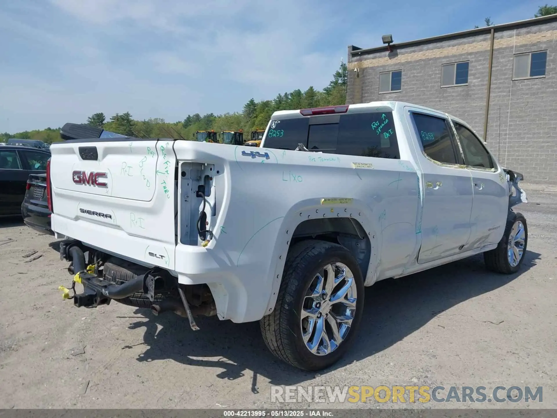 4 fotografías del automóvil dañado 1GTU9DEL9KZ318666 GMC SIERRA 1500 2019