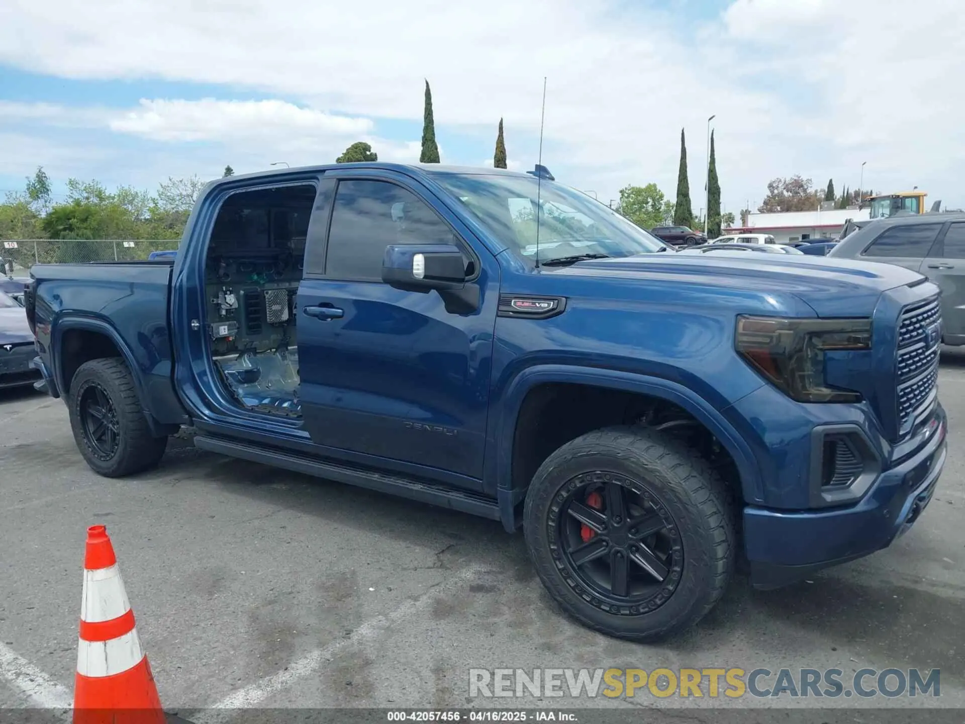 13 fotografías del automóvil dañado 1GTU9FEL5KZ359761 GMC SIERRA 1500 2019