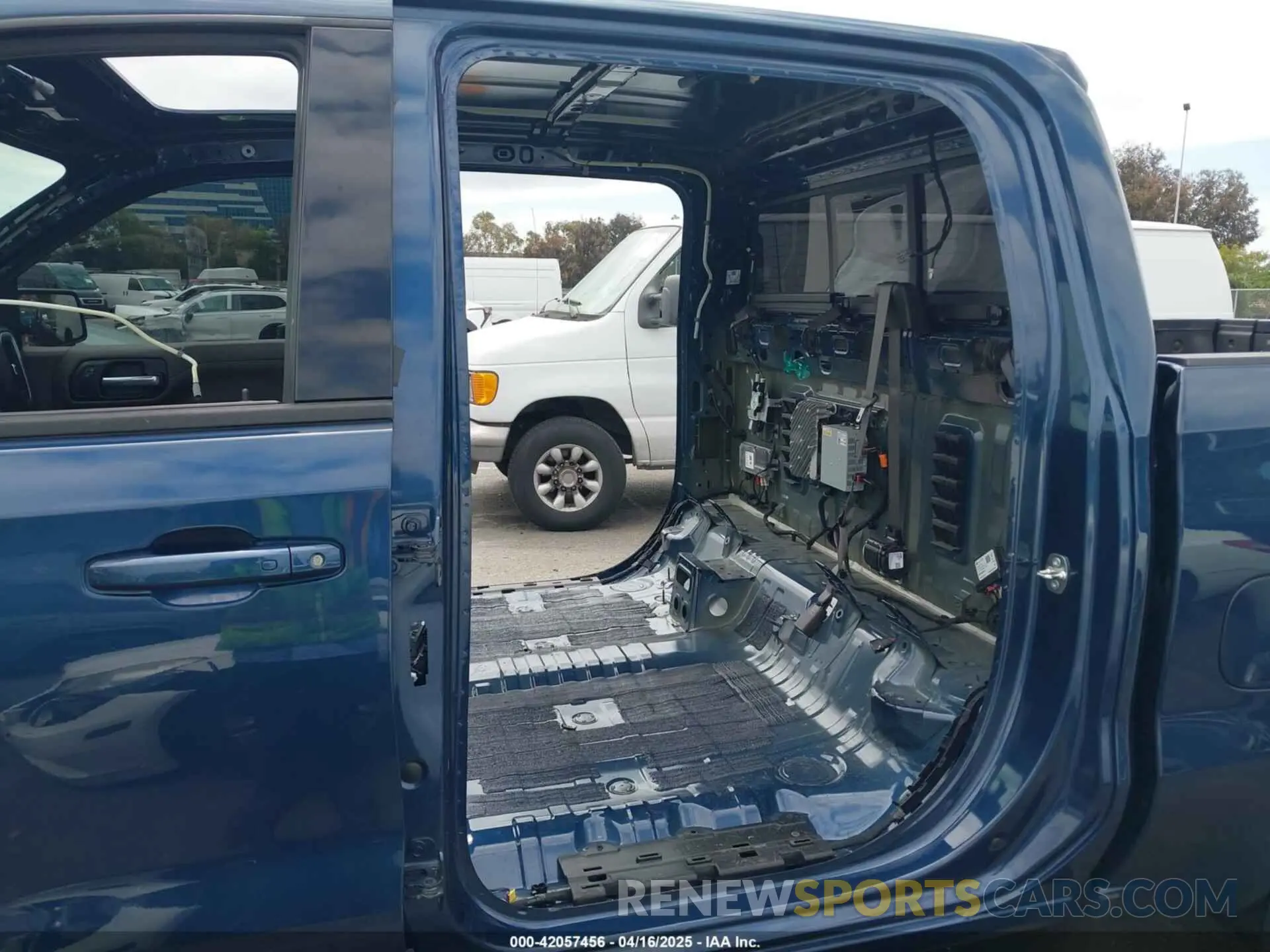 6 fotografías del automóvil dañado 1GTU9FEL5KZ359761 GMC SIERRA 1500 2019