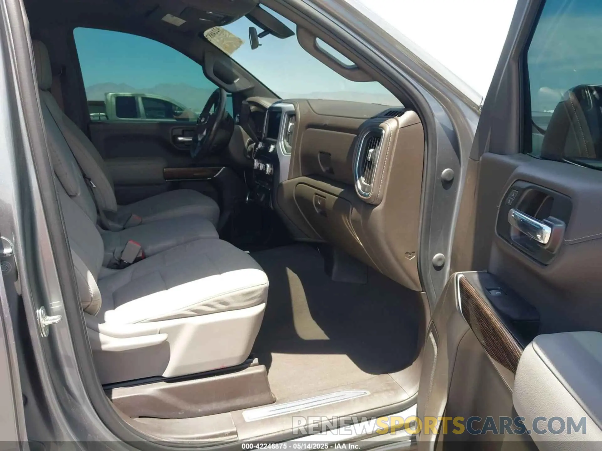 5 fotografías del automóvil dañado 3GTP8BED3KG240124 GMC SIERRA 1500 2019