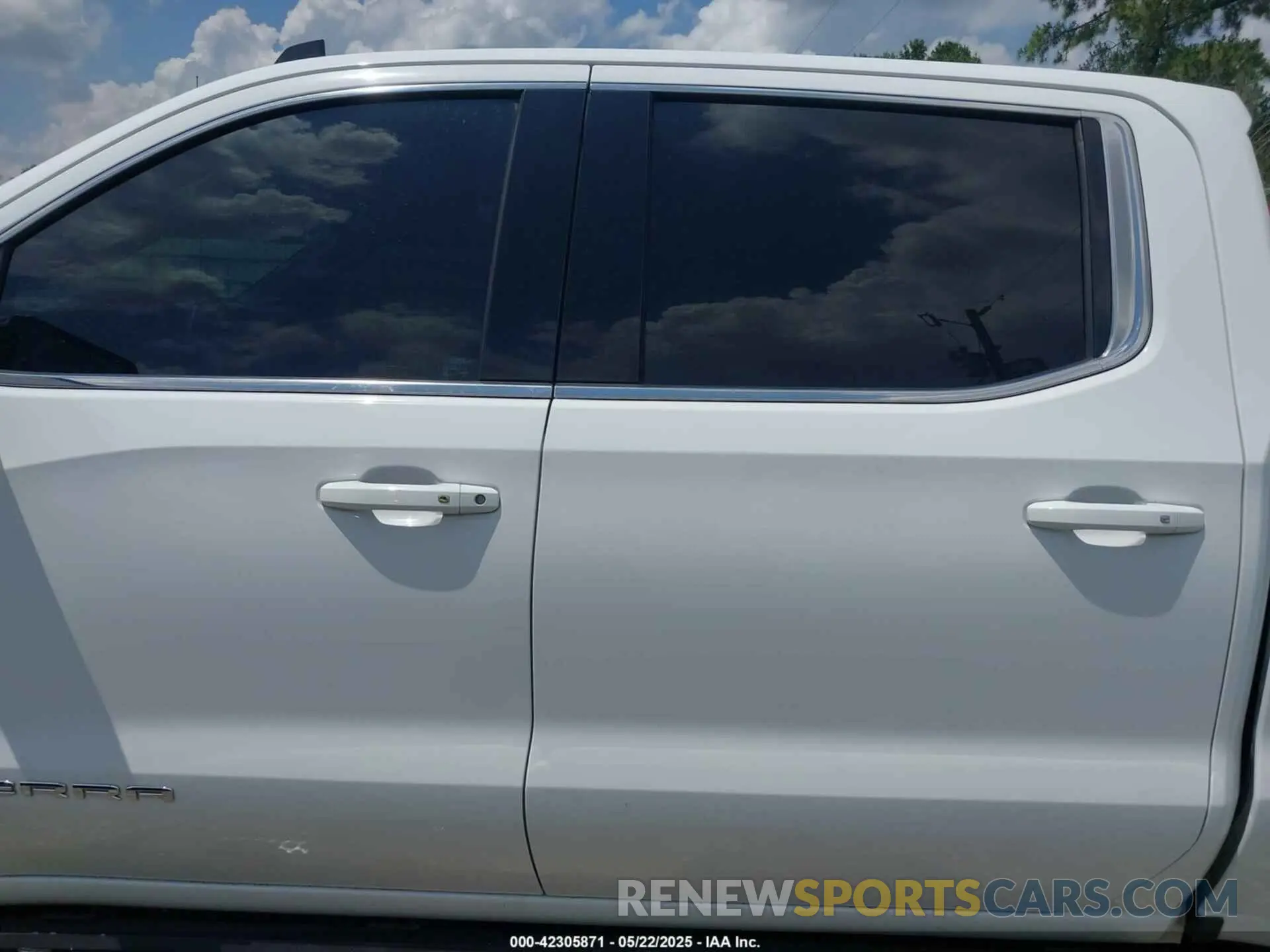 14 fotografías del automóvil dañado 3GTU9BED4KG256025 GMC SIERRA 1500 2019