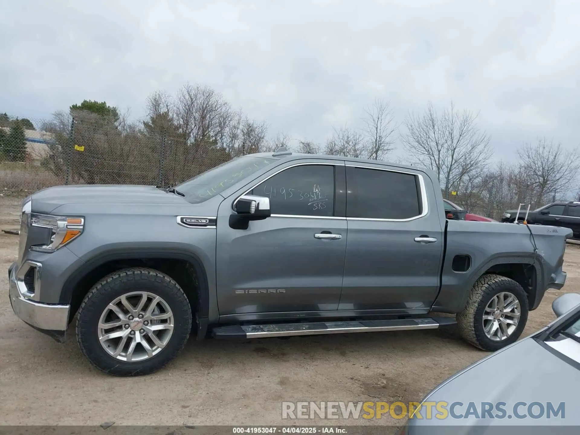 15 fotografías del automóvil dañado 3GTU9DED0KG290104 GMC SIERRA 1500 2019