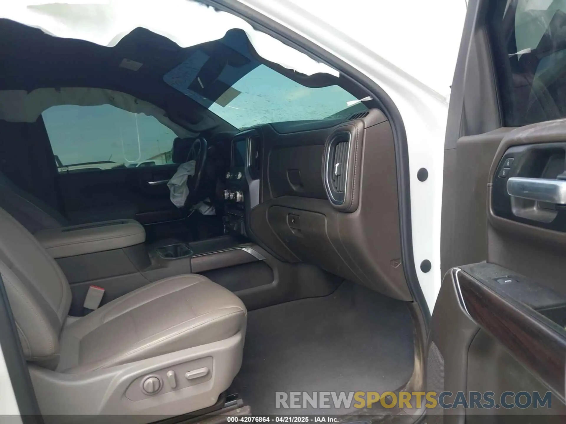 5 fotografías del automóvil dañado 3GTU9DEDXKG131736 GMC SIERRA 1500 2019