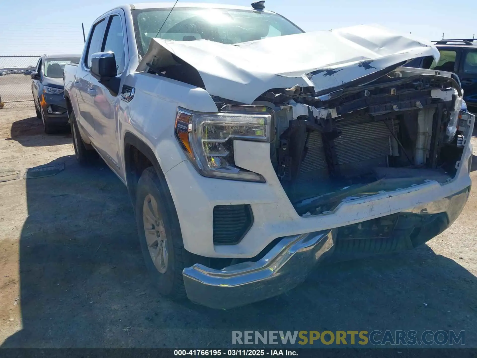 17 fotografías del automóvil dañado 1GTP8BED2LZ172075 GMC SIERRA 1500 2020