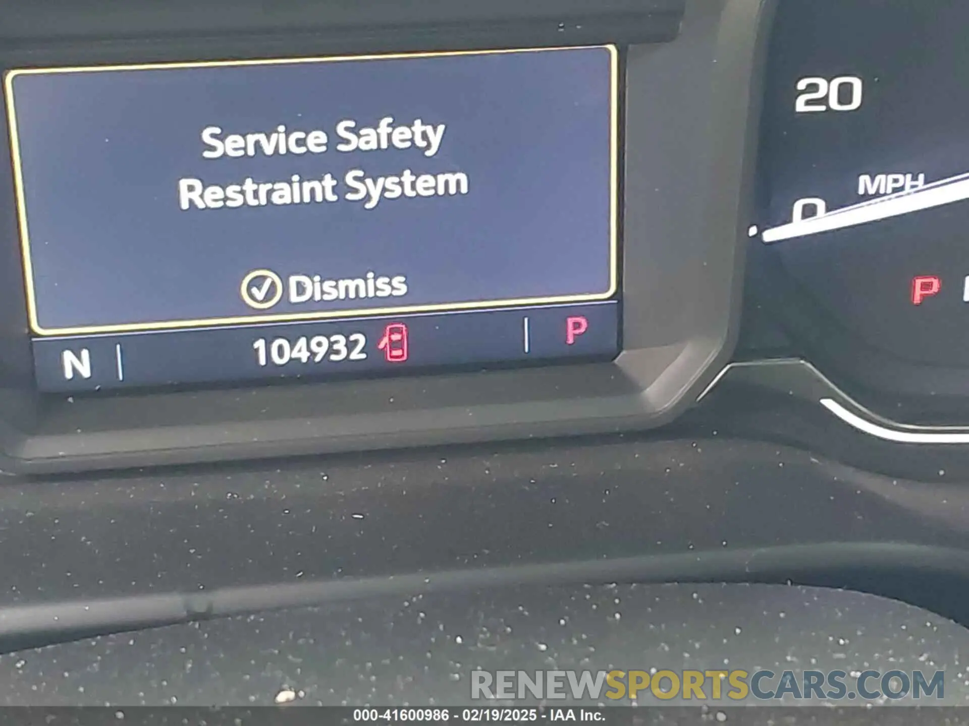 16 fotografías del automóvil dañado 1GTP8BEDXLZ152530 GMC SIERRA 1500 2020
