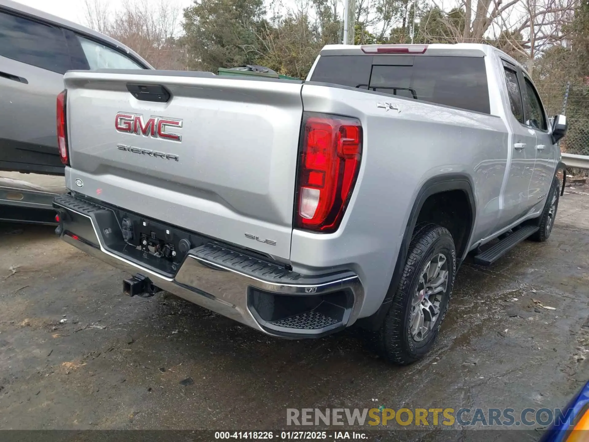 4 fotografías del automóvil dañado 1GTR9BED3LZ107791 GMC SIERRA 1500 2020