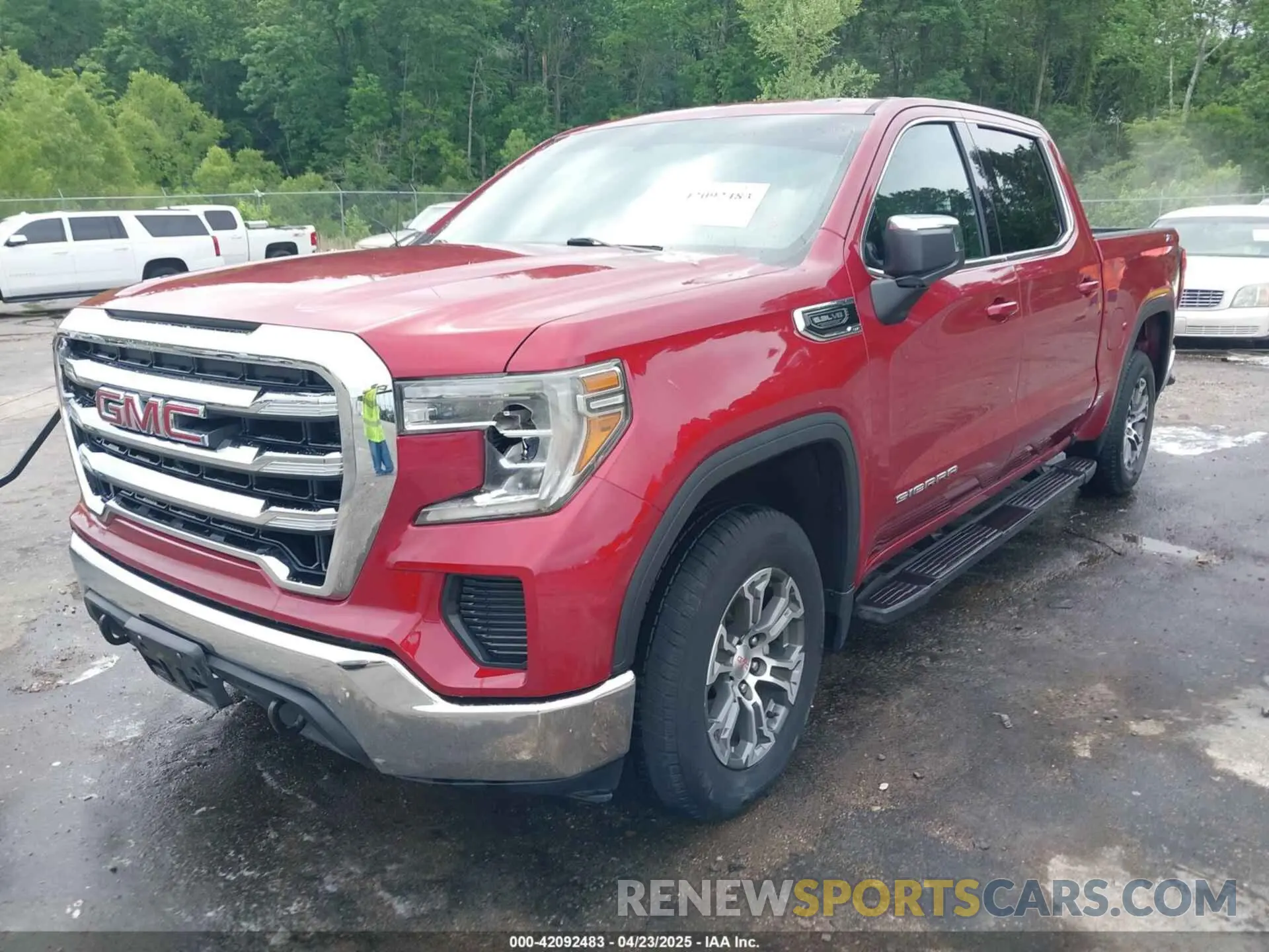2 fotografías del automóvil dañado 1GTU9BED0LZ318294 GMC SIERRA 1500 2020