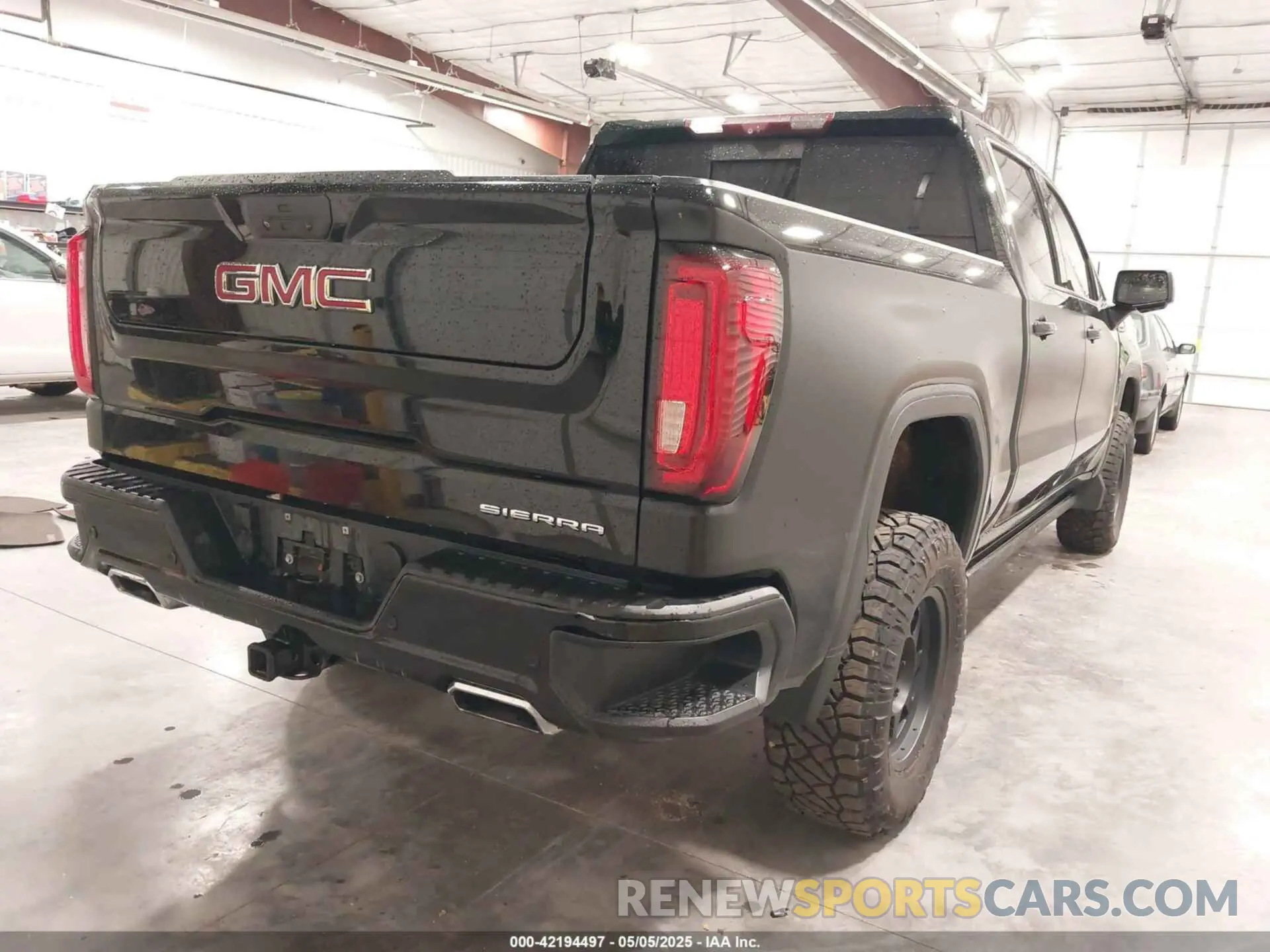 4 fotografías del automóvil dañado 1GTU9FEL8LZ176453 GMC SIERRA 1500 2020