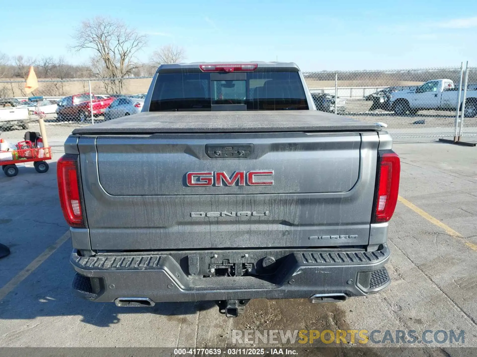 16 fotografías del automóvil dañado 1GTU9FEL9LZ362325 GMC SIERRA 1500 2020