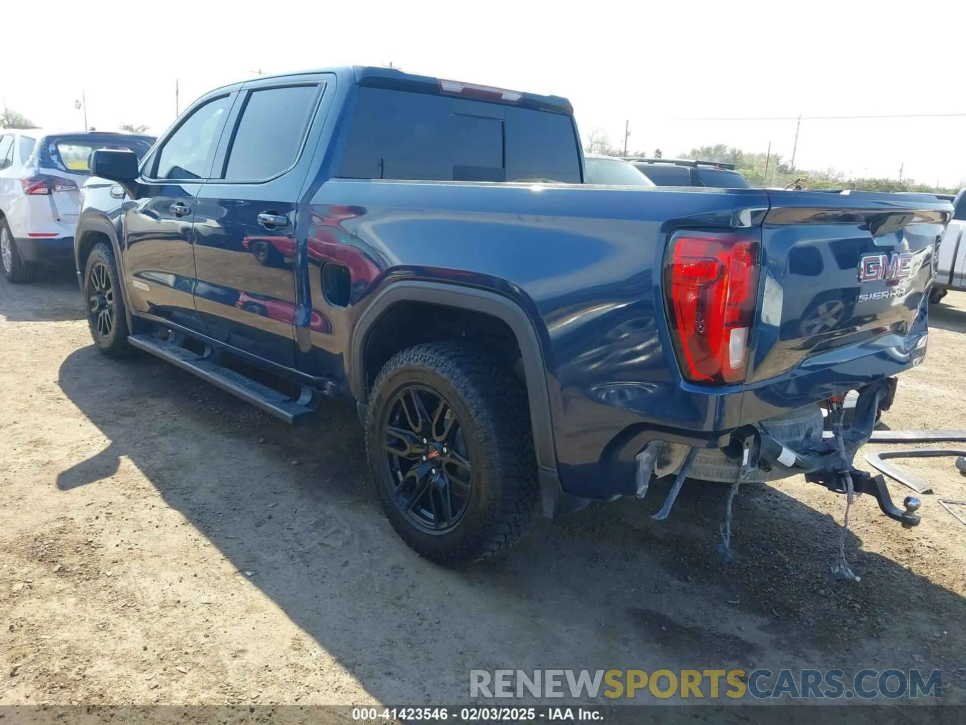 3 fotografías del automóvil dañado 3GTP8CED5LG435682 GMC SIERRA 1500 2020