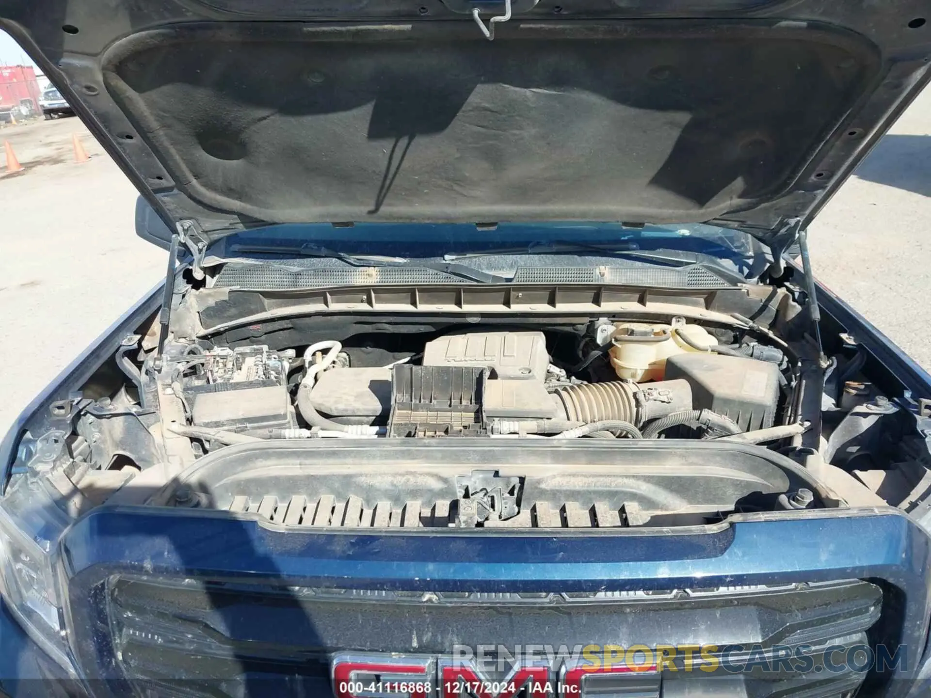 10 fotografías del automóvil dañado 3GTP8CEK0LG358153 GMC SIERRA 1500 2020
