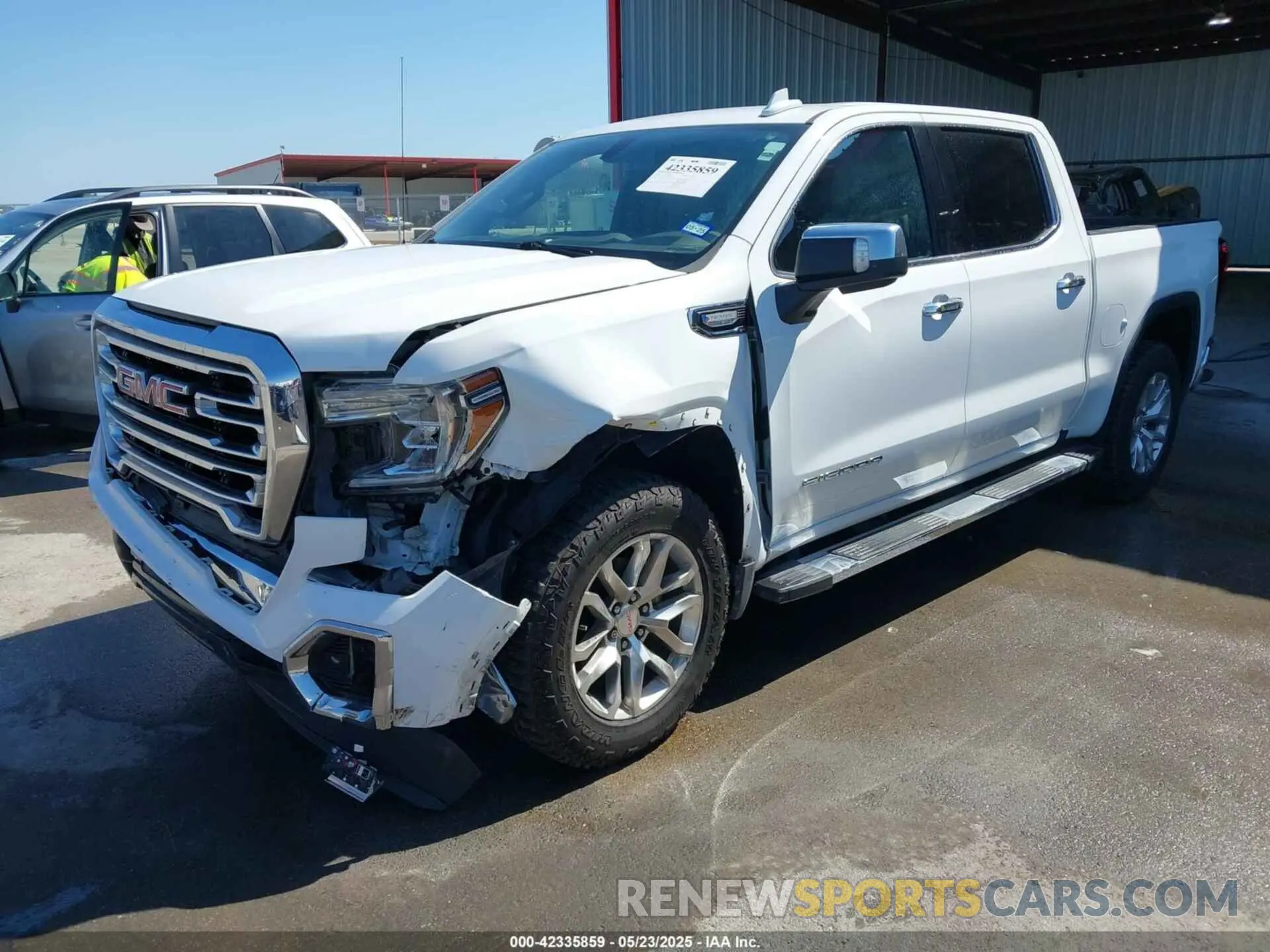 2 fotografías del automóvil dañado 3GTP8DED4LG208070 GMC SIERRA 1500 2020