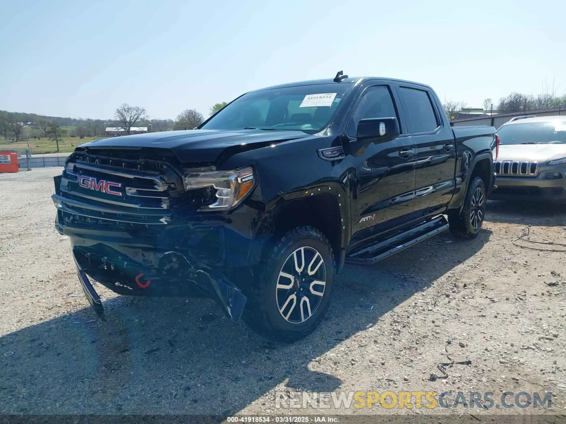 2 fotografías del automóvil dañado 3GTP9EEL9LG200654 GMC SIERRA 1500 2020
