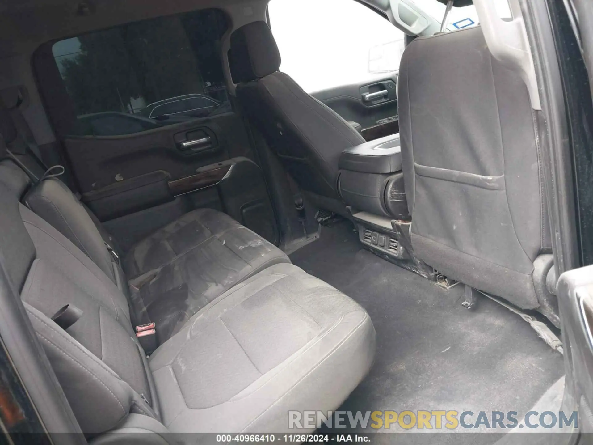 8 fotografías del automóvil dañado 3GTU9BED3LG225804 GMC SIERRA 1500 2020