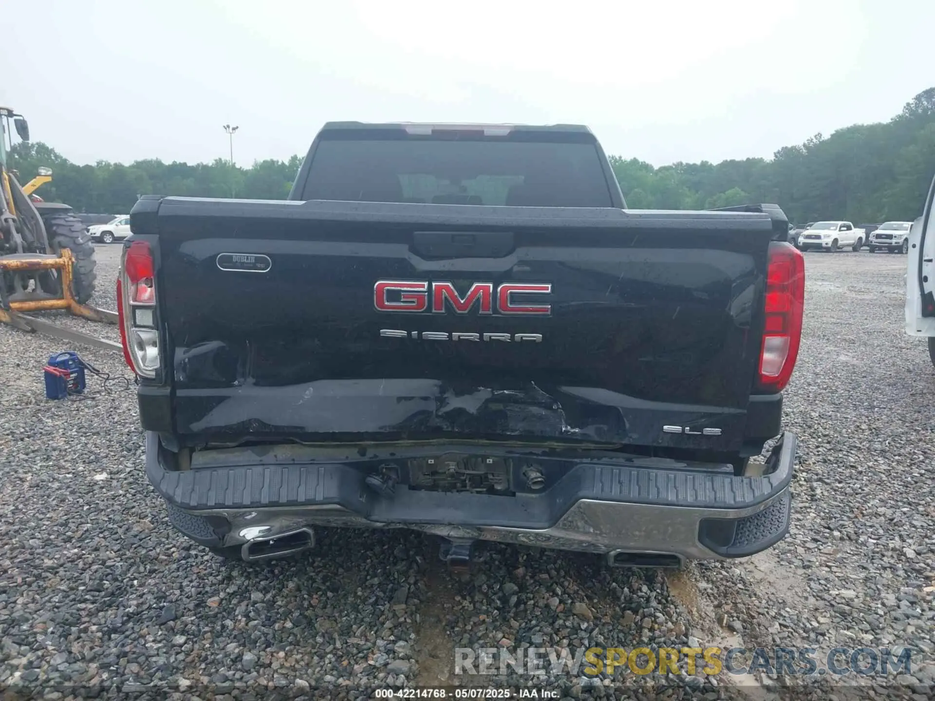 16 fotografías del automóvil dañado 3GTU9BED5LG329260 GMC SIERRA 1500 2020