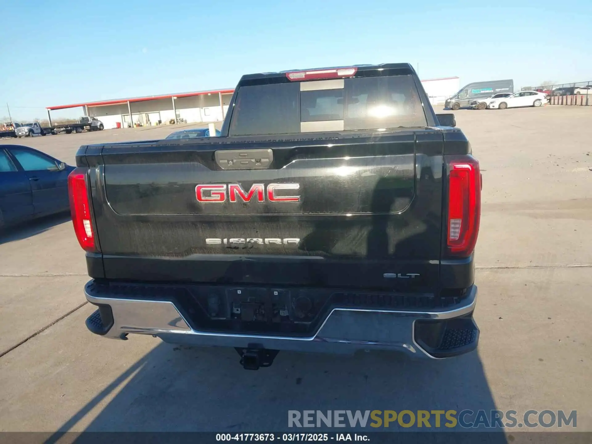 16 fotografías del automóvil dañado 3GTU9DED0LG367331 GMC SIERRA 1500 2020