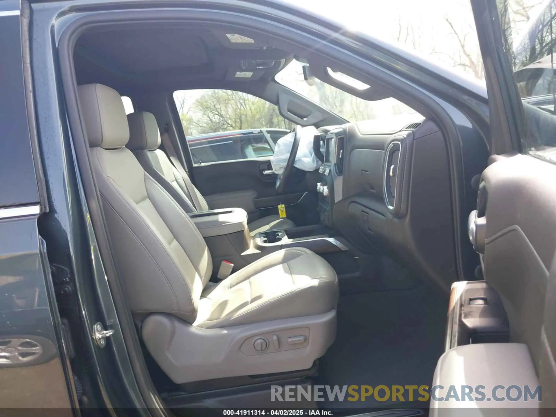 5 fotografías del automóvil dañado 3GTU9DED6LG283336 GMC SIERRA 1500 2020
