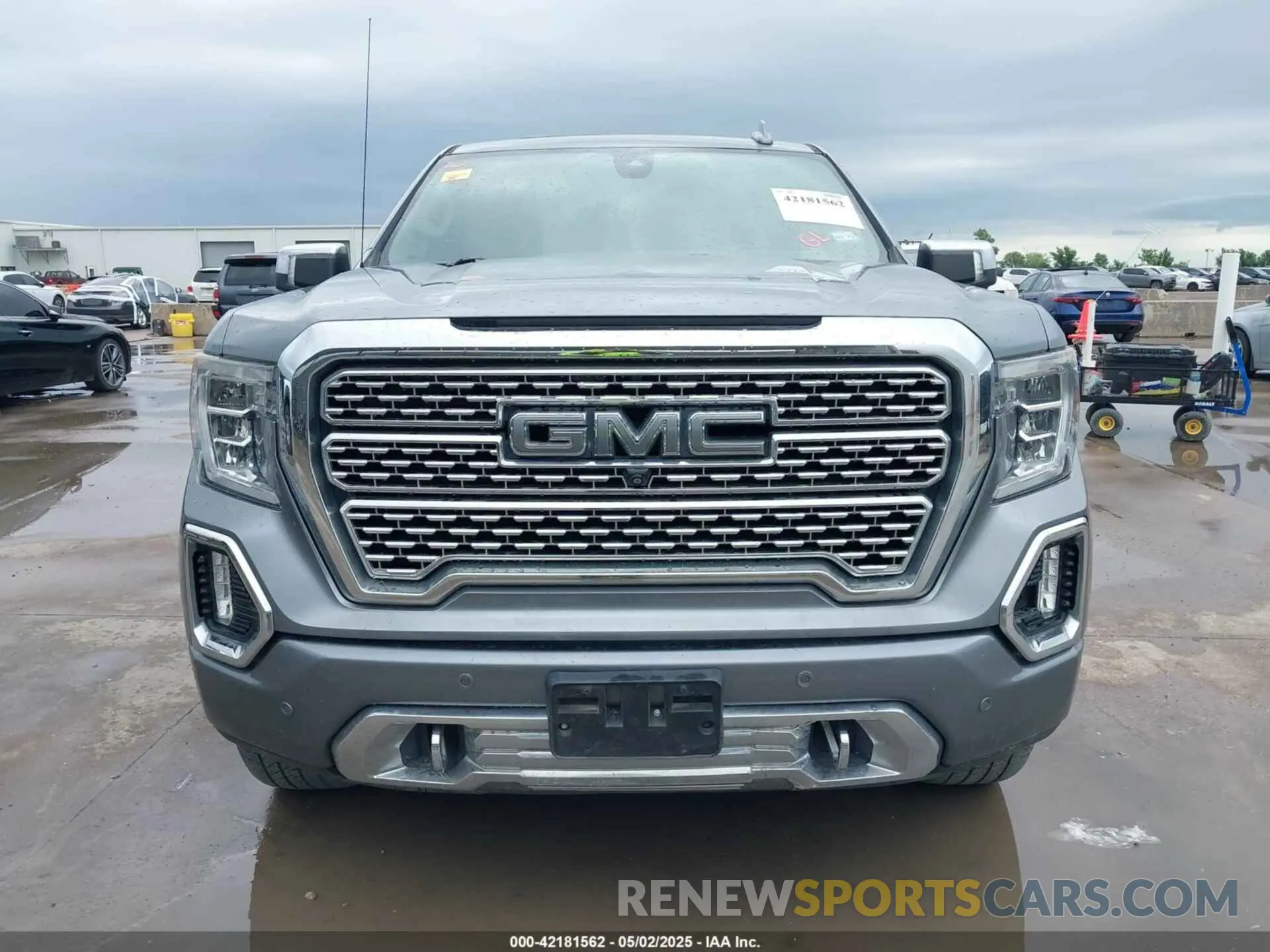 12 fotografías del automóvil dañado 3GTU9FEL2LG360724 GMC SIERRA 1500 2020